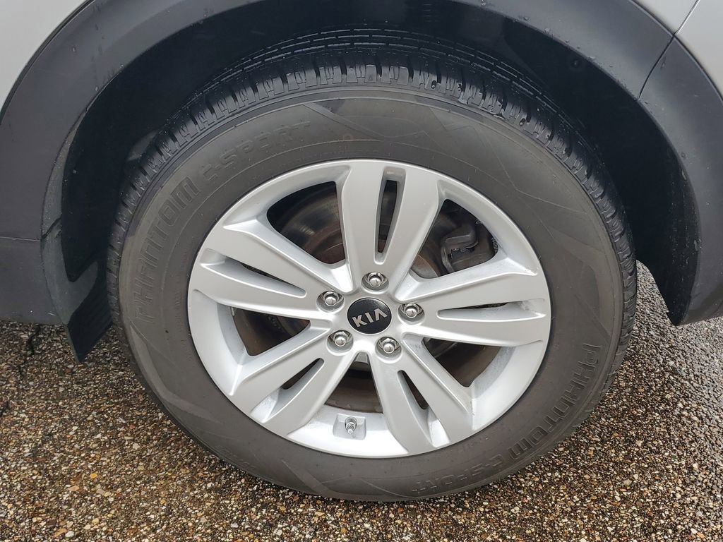 Used 2019 Kia Sportage LX image 5