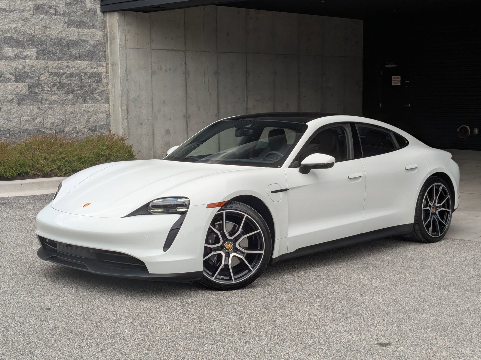 Certified 2023 Porsche Taycan