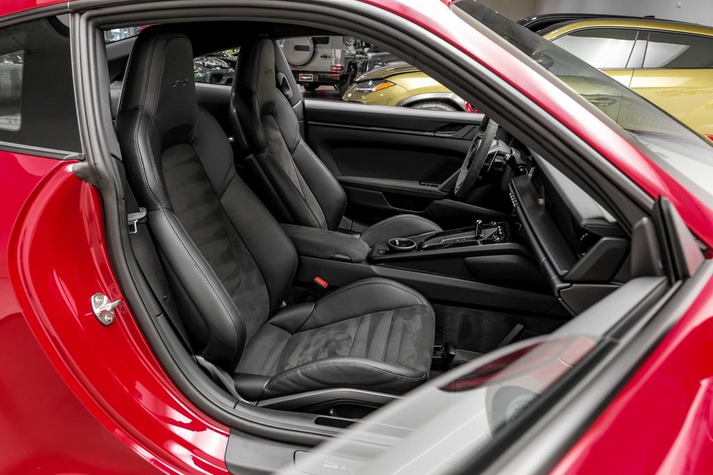 Used 2024 Porsche 911 Carrera GTS w/ Premium Package RWD image 31