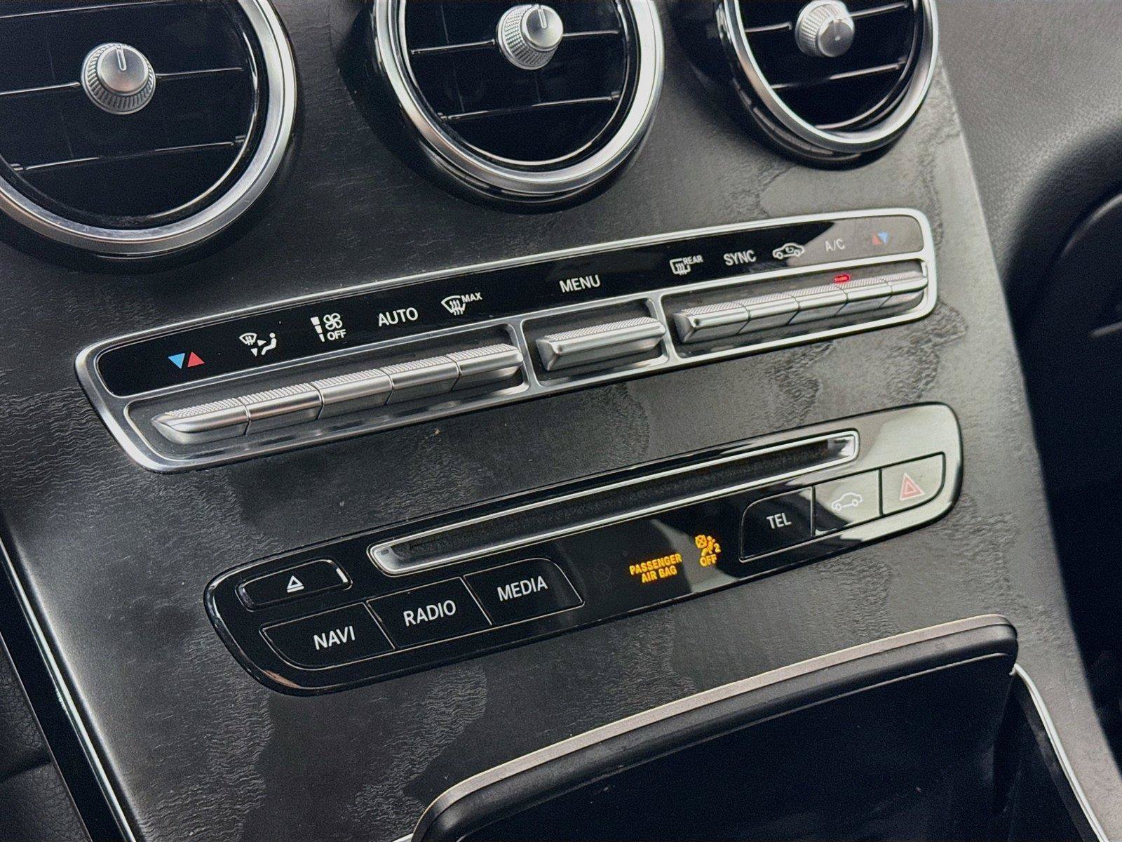 Used 2019 Mercedes-Benz GLC 300 image 23