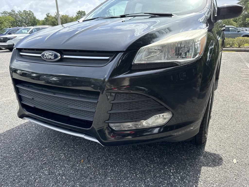 Used 2015 Ford Escape SE w/ Equipment Group 201A FWD image 10