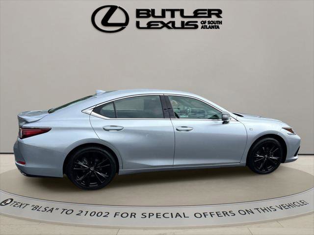 Certified 2022 Lexus ES 350 F Sport w/ Accessory Package image 4