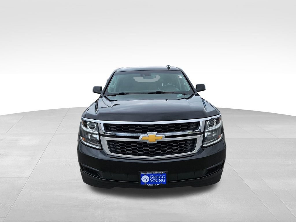 Used 2018 Chevrolet Suburban LT AWD/4WD image 3