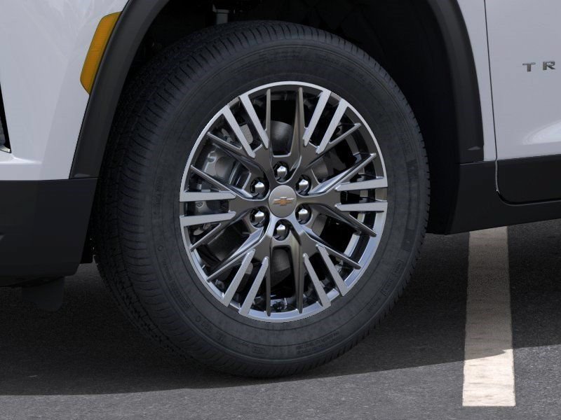 New 2026 Chevrolet Traverse LT w/ Driver Confidence Package AWD/4WD image 9