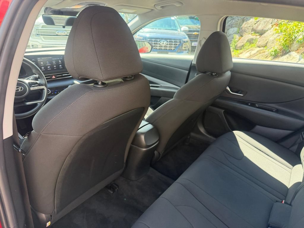 Certified 2023 Hyundai Elantra SEL FWD image 19