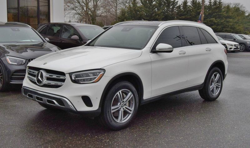 Used 2022 Mercedes-Benz GLC 300 4MATIC w/ Premium Package Lite image 1