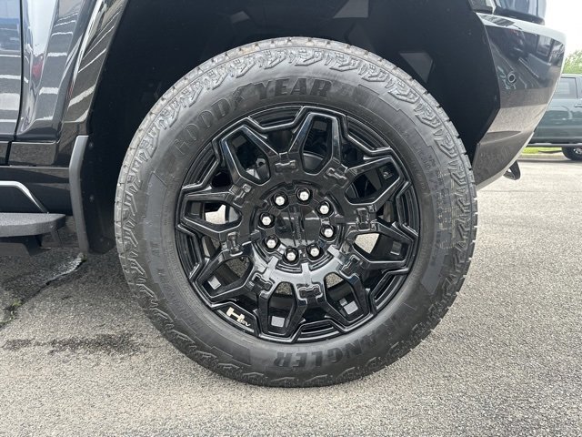 New 2025 GMC Hummer EV 2X image 6