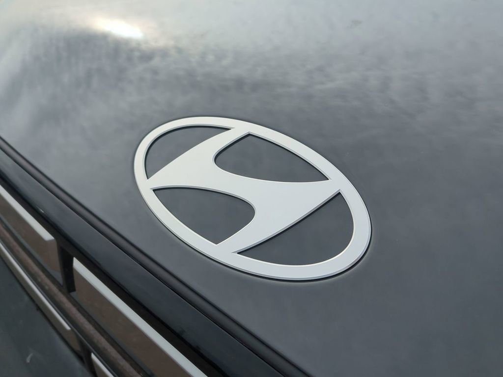 New 2026 Hyundai Santa Fe SE image 13