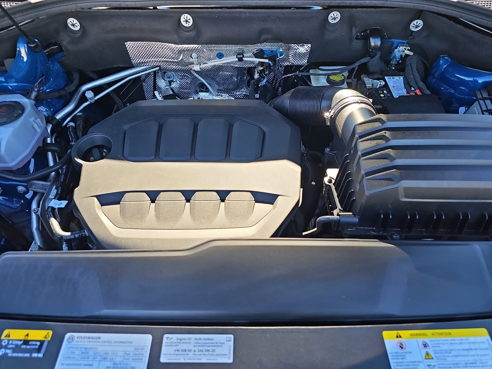 Certified 2025 Volkswagen Atlas Cross Sport SE image 21