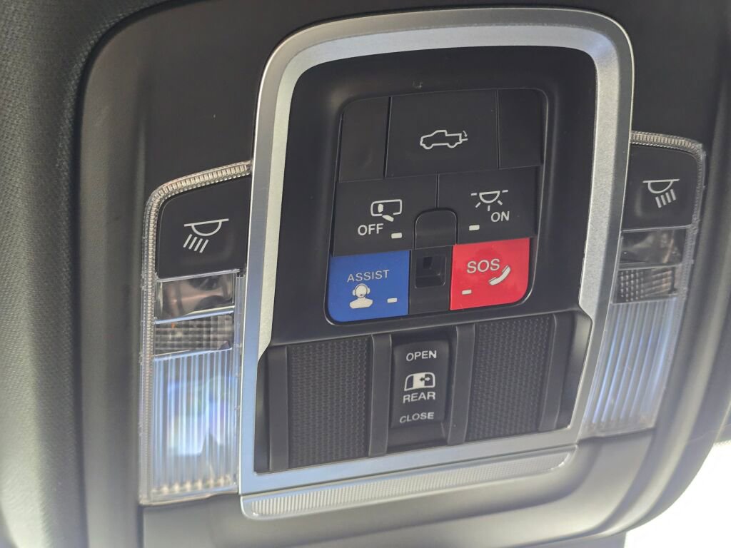 Used 2022 RAM 1500 Laramie image 31