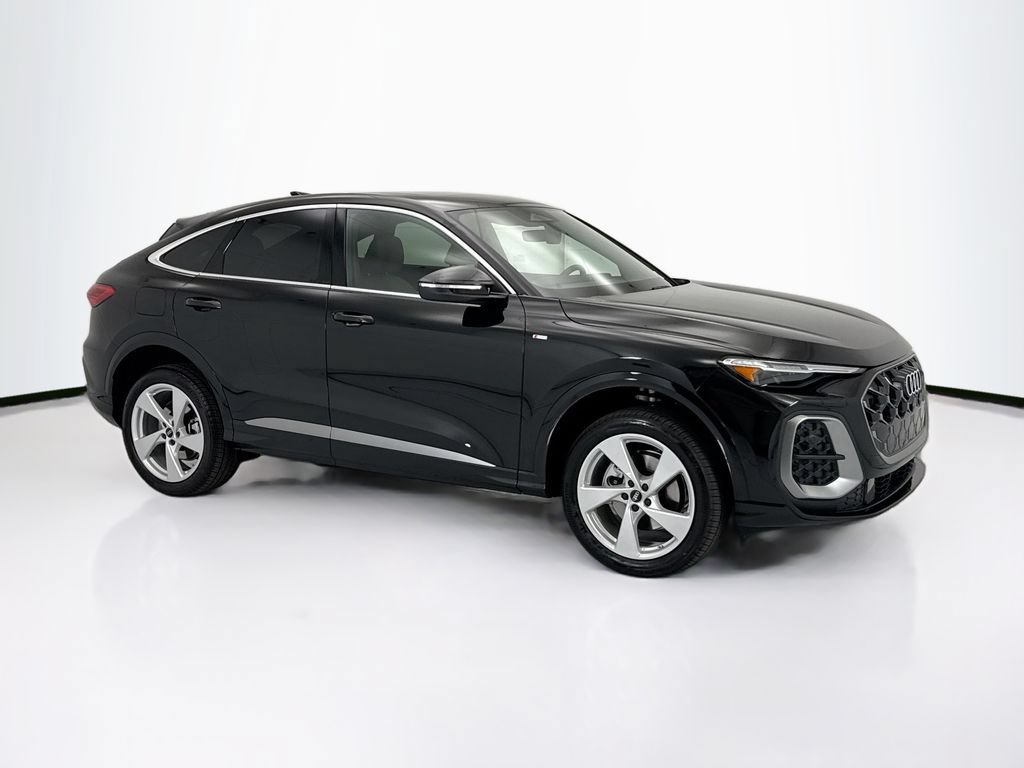 New 2026 Audi Q5 Premium Plus AWD/4WD image 3
