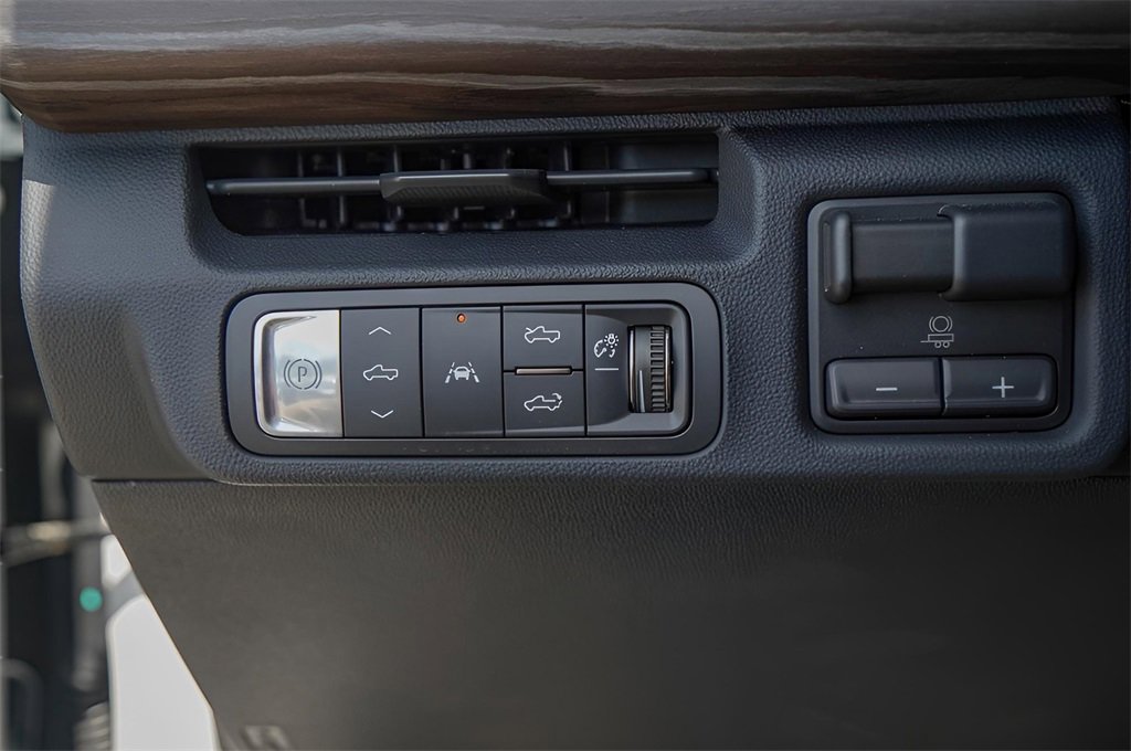 New 2025 GMC Sierra EV Denali image 12