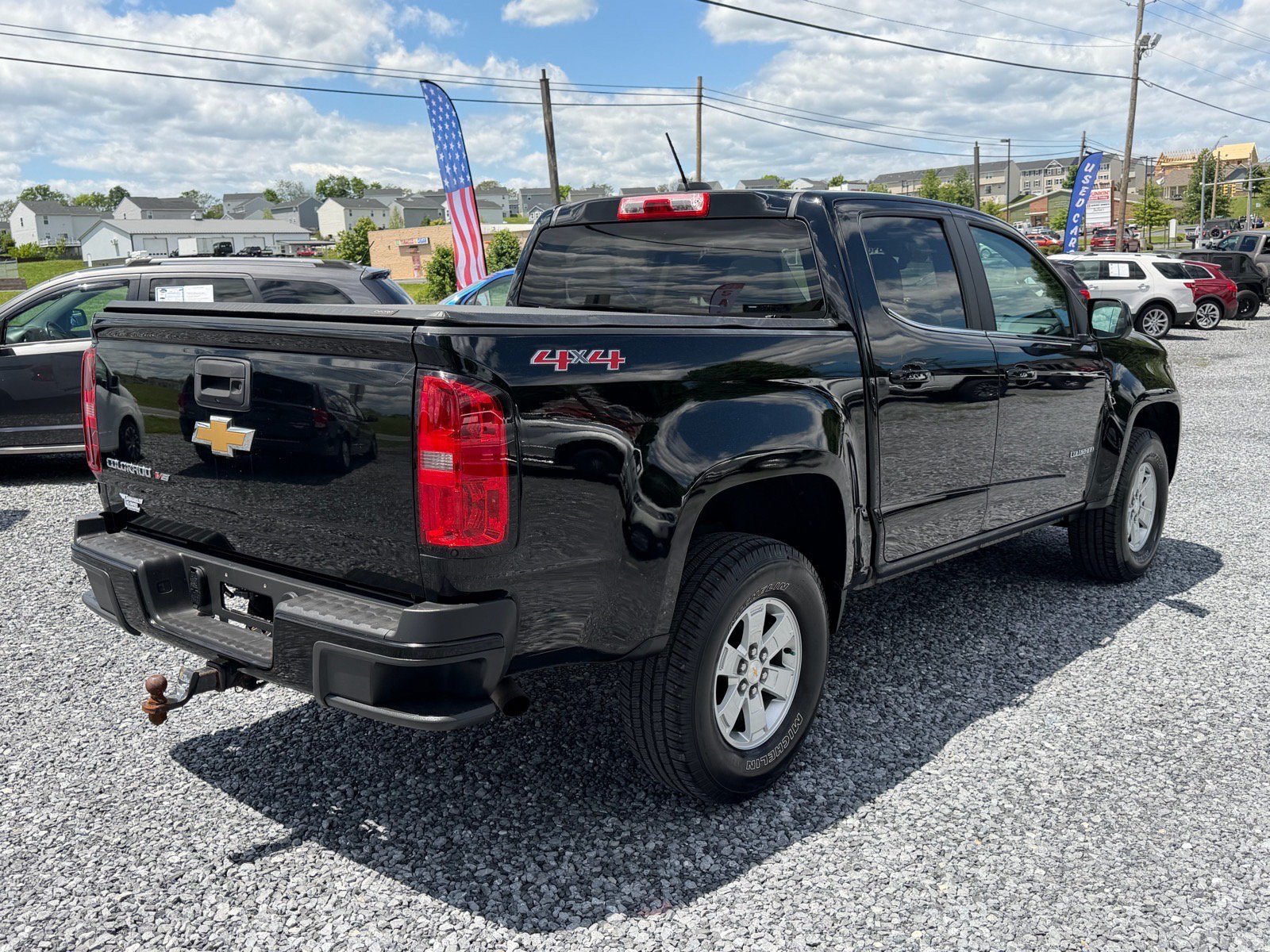 Used 2017 Chevrolet Colorado W/T w/ WT Convenience Package AWD/4WD image 2