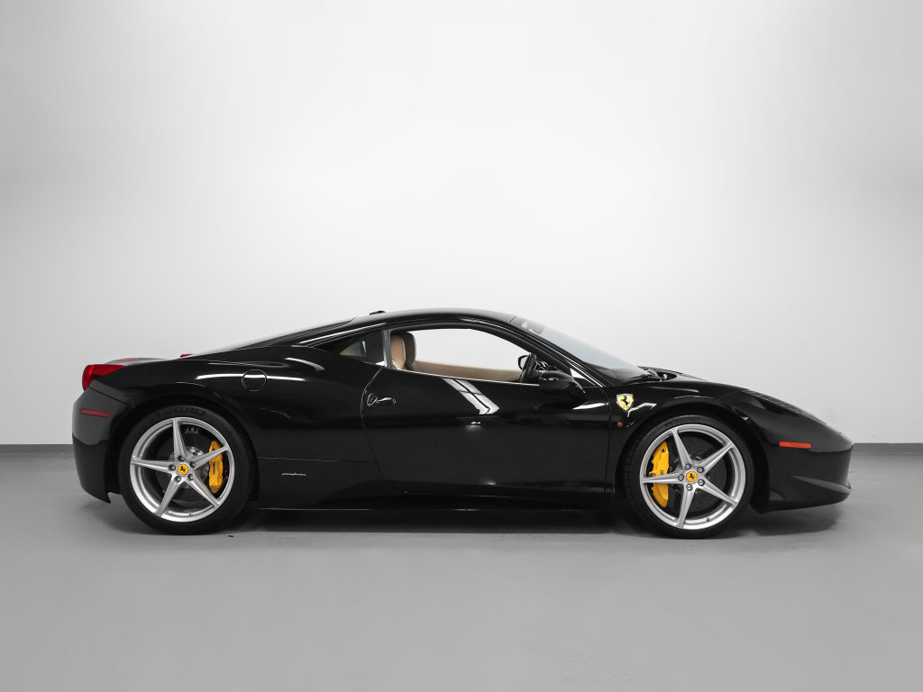 Used 2010 Ferrari 458 Italia Coupe RWD image 4