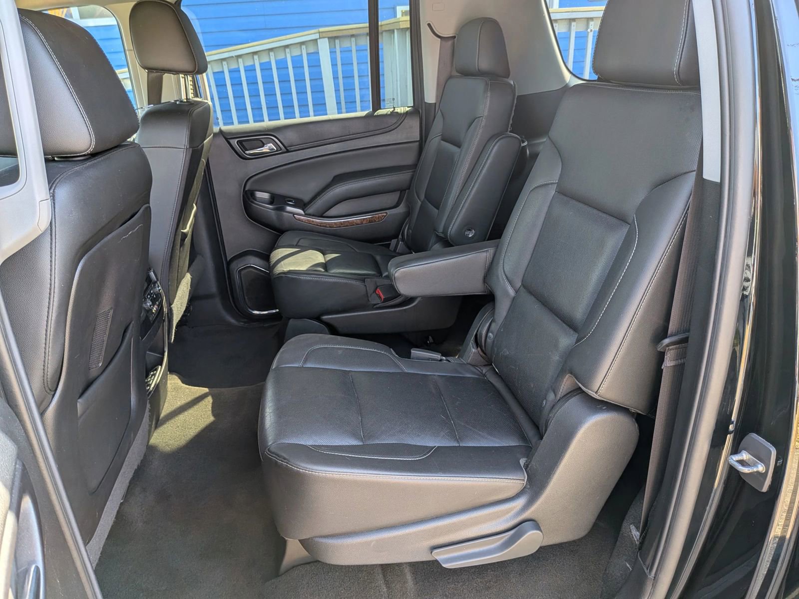 Used 2016 Chevrolet Suburban LTZ image 35