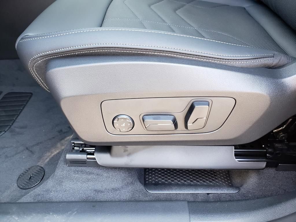 Used 2026 BMW X1 xDrive28i w/ Convenience Package image 22