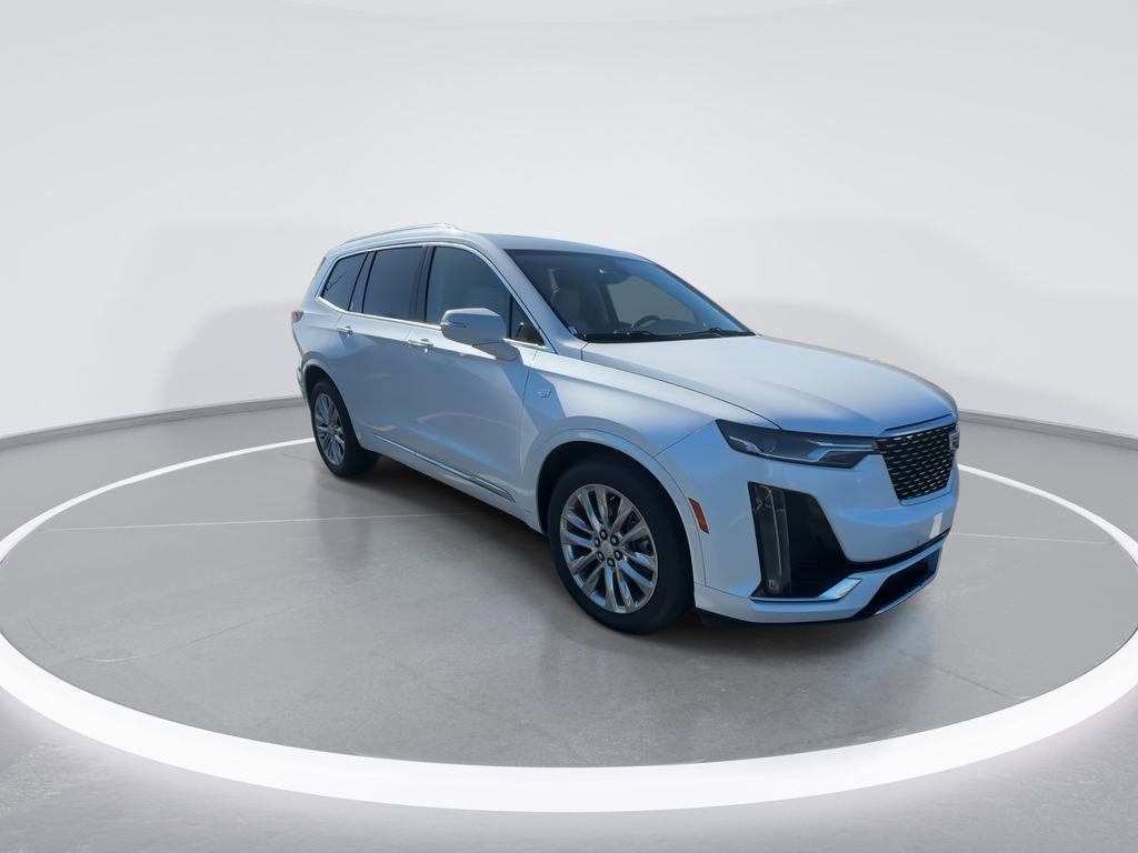 Used 2021 Cadillac XT6 Premium Luxury image 2