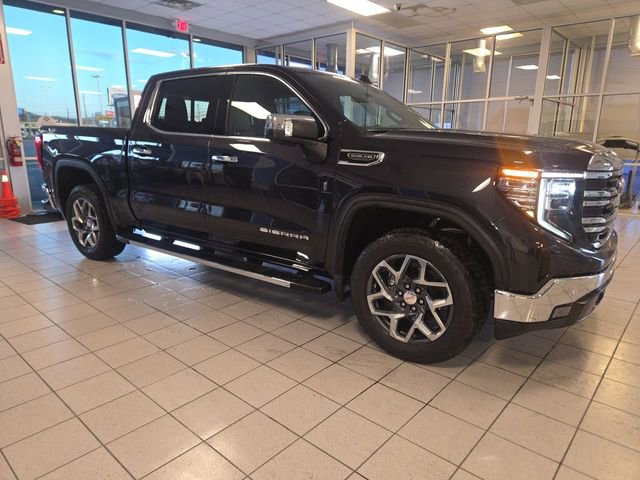Used 2023 GMC Sierra 1500 SLT w/ SLT Premium Plus Package image 2