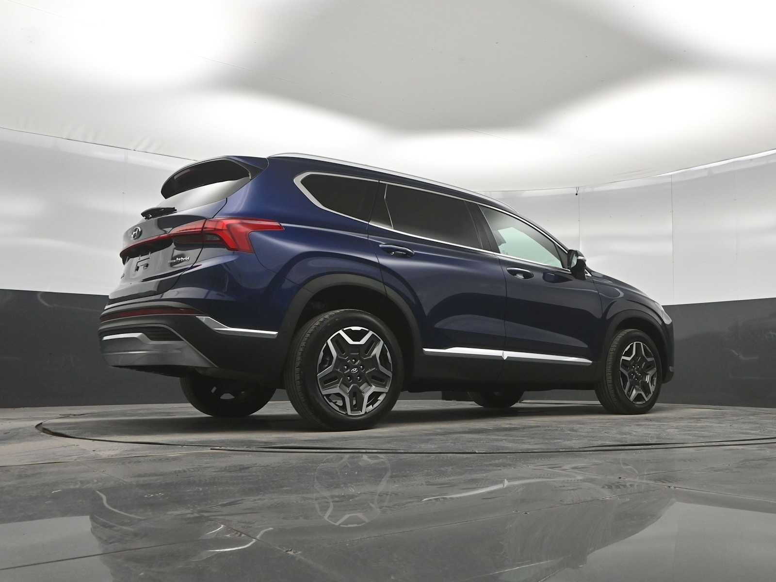 Used 2023 Hyundai Santa Fe Limited w/ Cargo Package AWD/4WD image 42