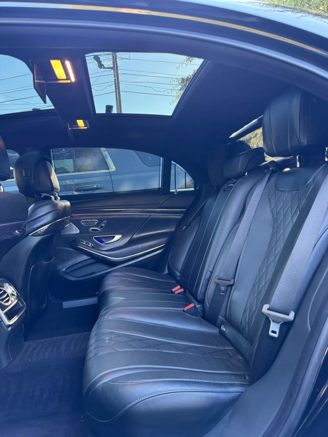 Used 2019 Mercedes-Benz S 560 Sedan image 34