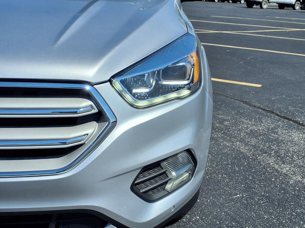 Used 2018 Ford Escape Titanium image 30