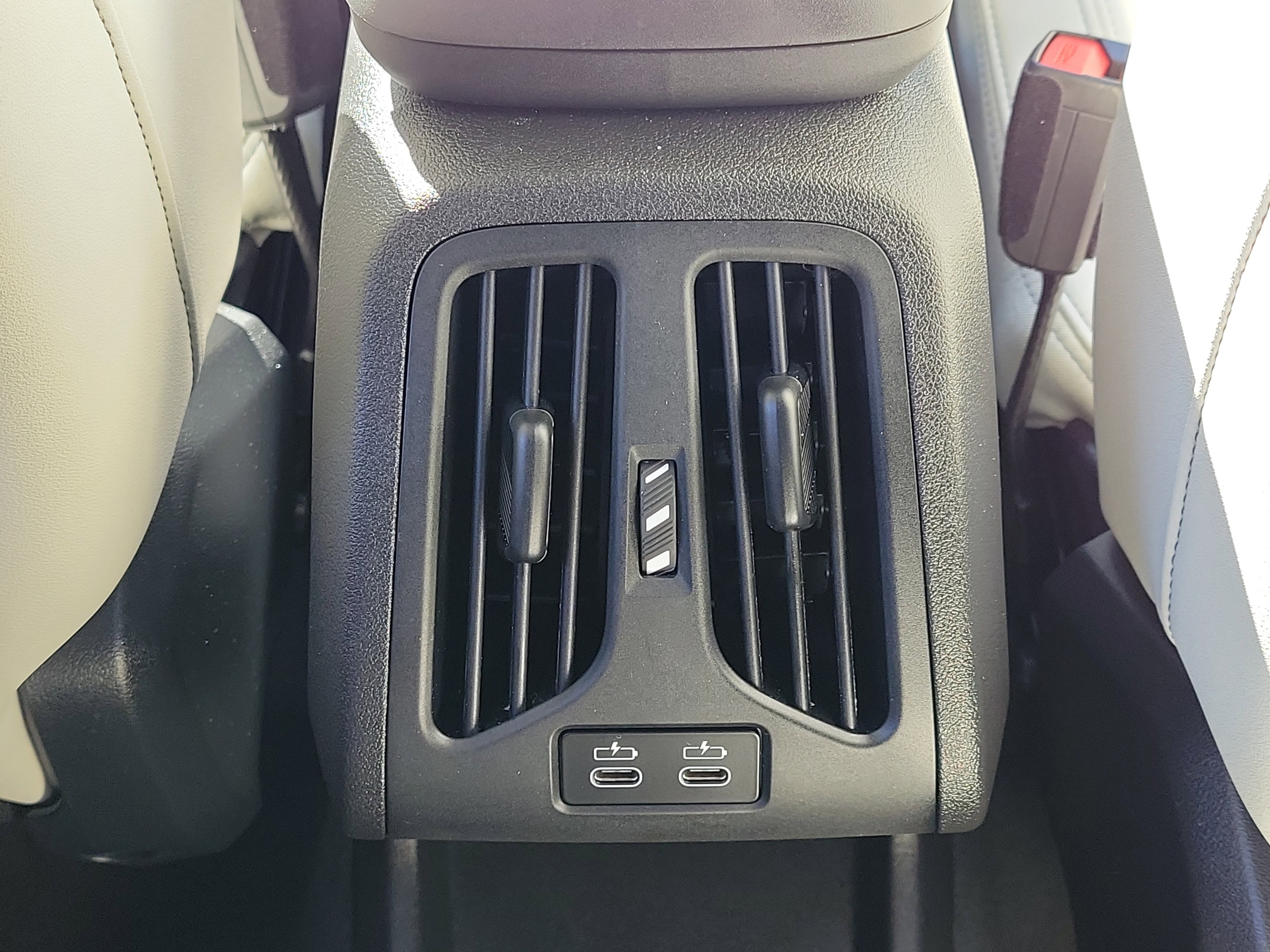 Used 2026 BMW X1 xDrive28i w/ Technology Package image 13