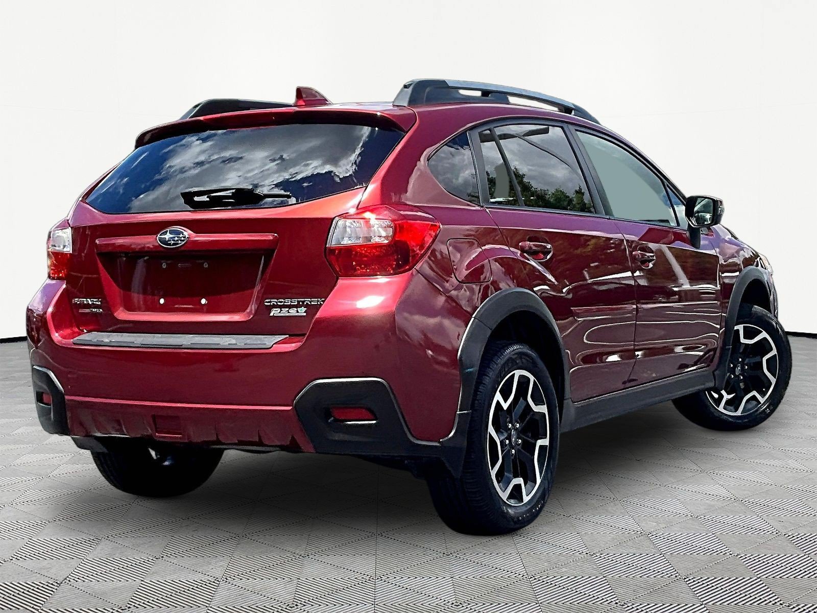 Used 2016 Subaru Crosstrek 2.0i Limited AWD/4WD image 6