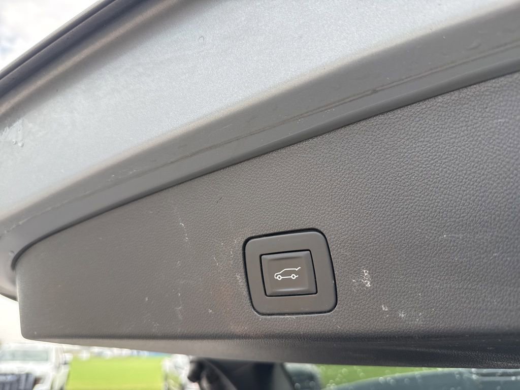 Used 2023 Buick Encore GX Select w/ Sport Touring Package image 10