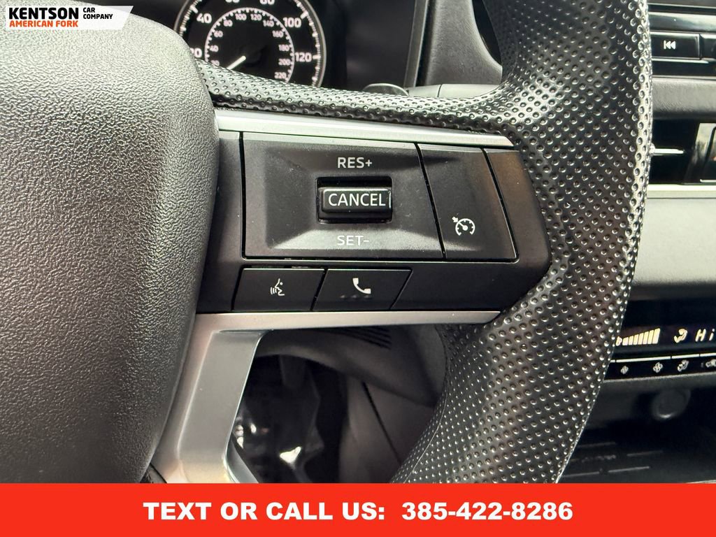 Used 2025 Mitsubishi Outlander ES image 19