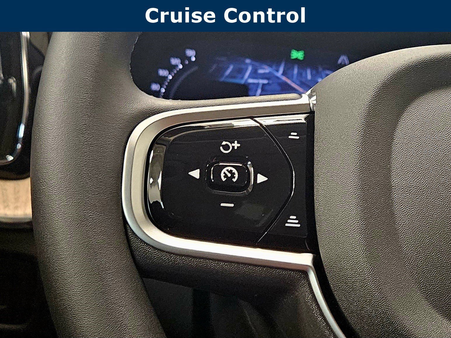 New 2026 Volvo XC60 T8 Plus w/ Protection Package Premier AWD/4WD image 31