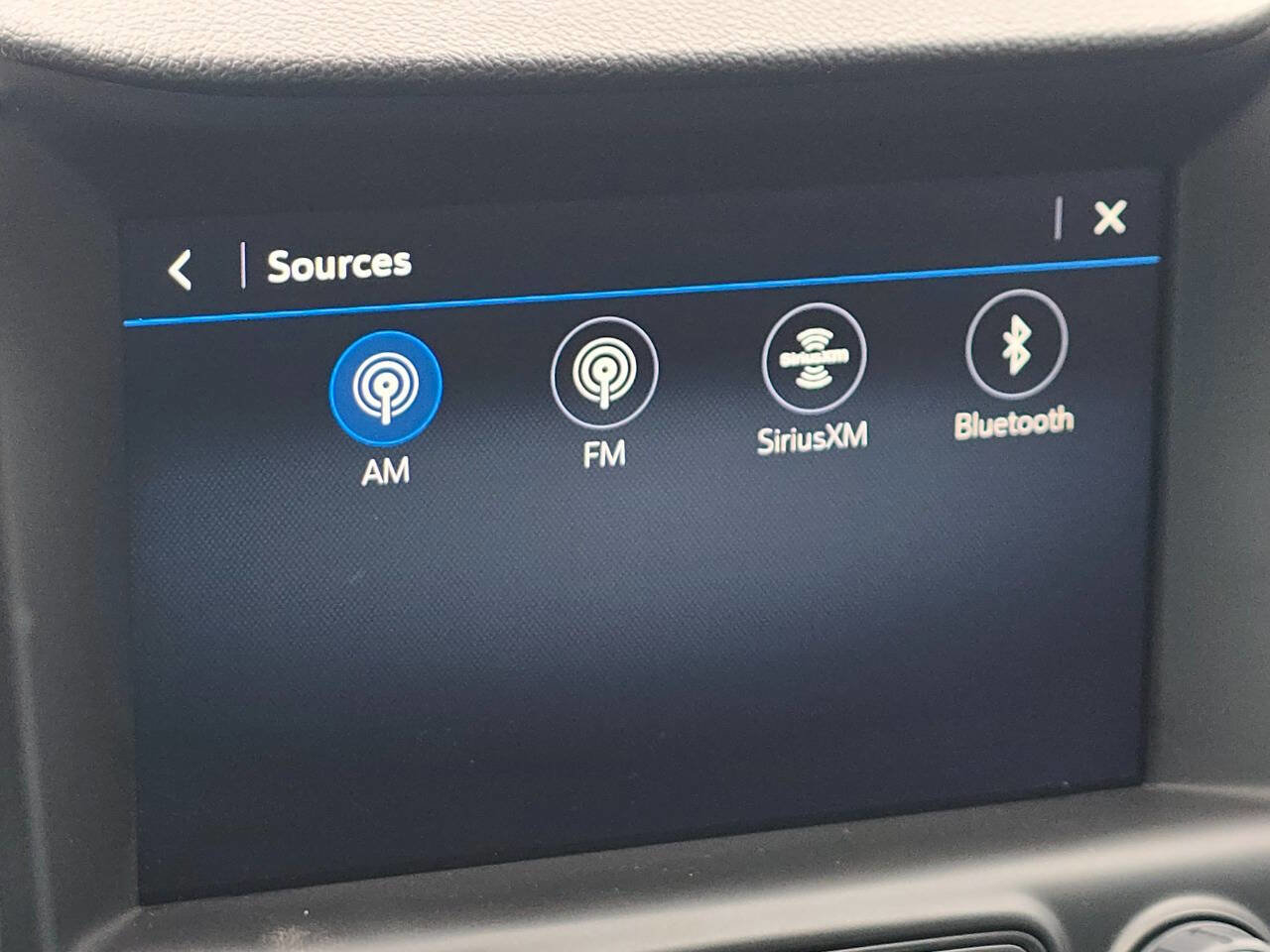 Used 2023 GMC Terrain SLT image 18