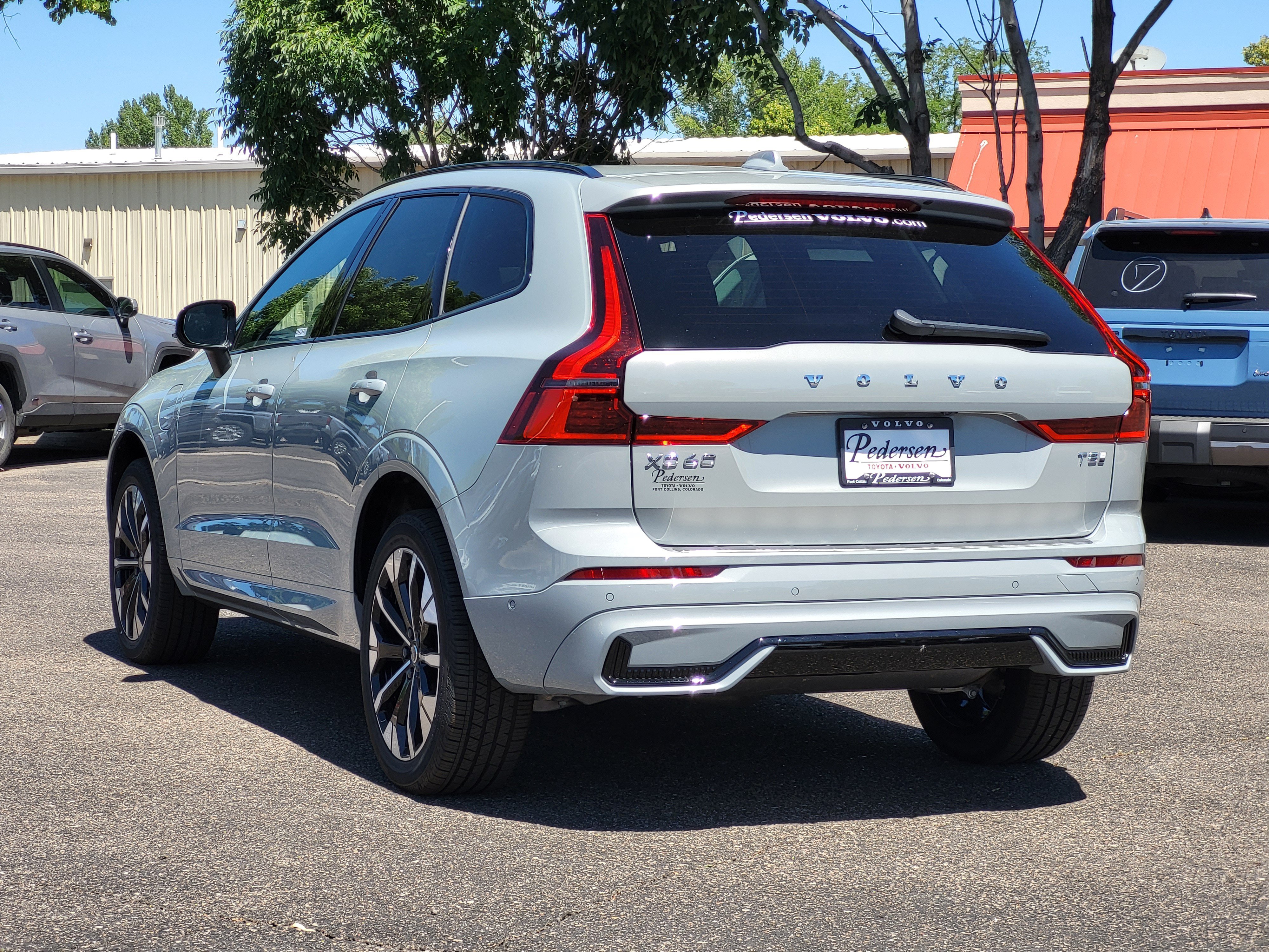 New 2026 Volvo XC60 T8 Plus w/ Protection Package Premier AWD/4WD image 3