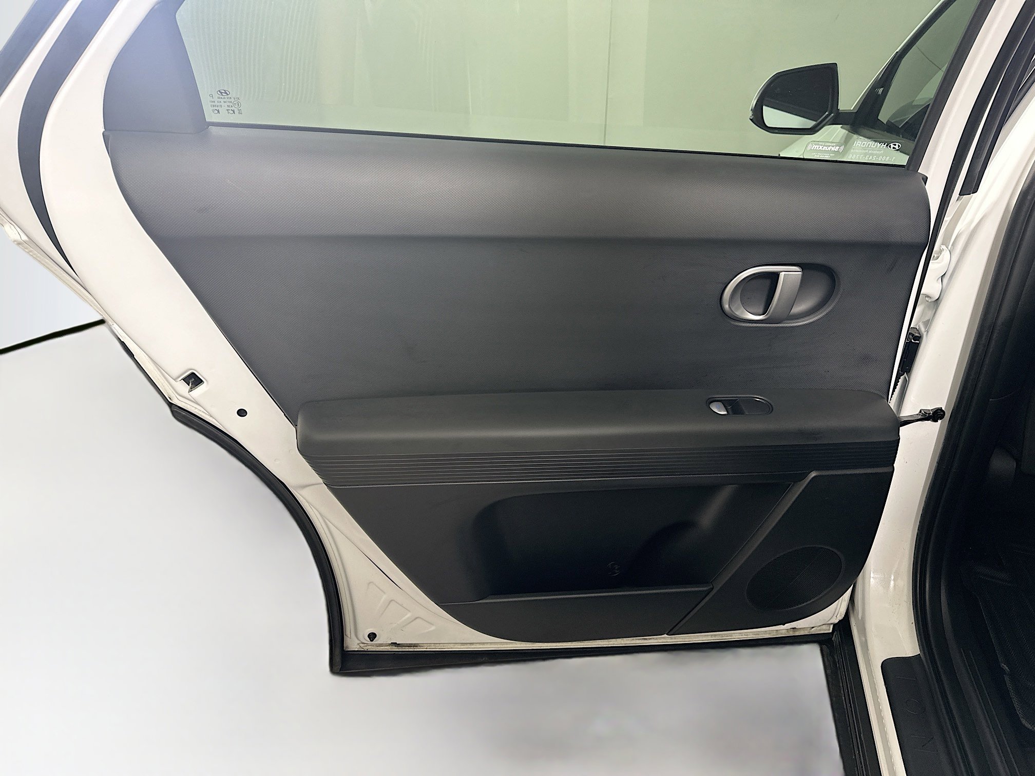 Used 2024 Hyundai Ioniq 5 SE image 26