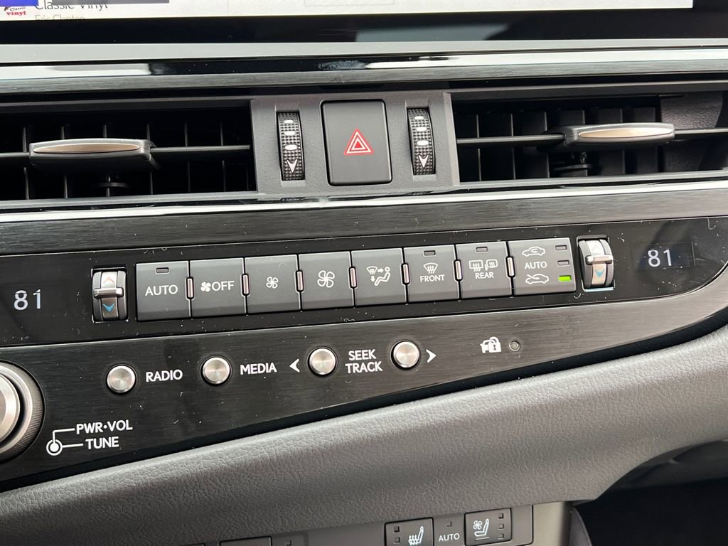 Certified 2025 Lexus ES 350 w/ Premium Package image 19