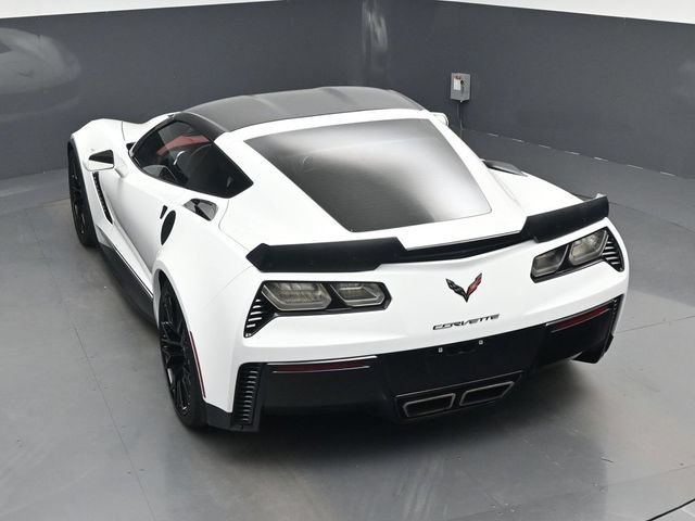 Used 2016 Chevrolet Corvette Z06 w/ 3LZ Preferred Equipment Group RWD image 23