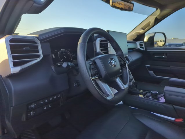 Used 2023 Toyota Sequoia Platinum image 11
