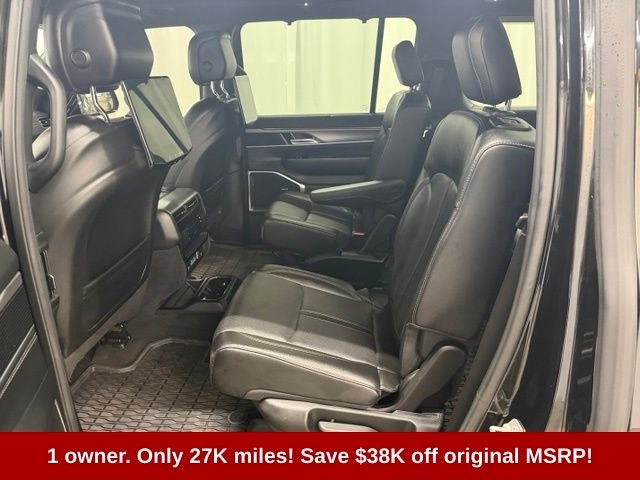 Used 2024 Jeep Wagoneer Series II w/ Convenience Group I AWD/4WD image 19