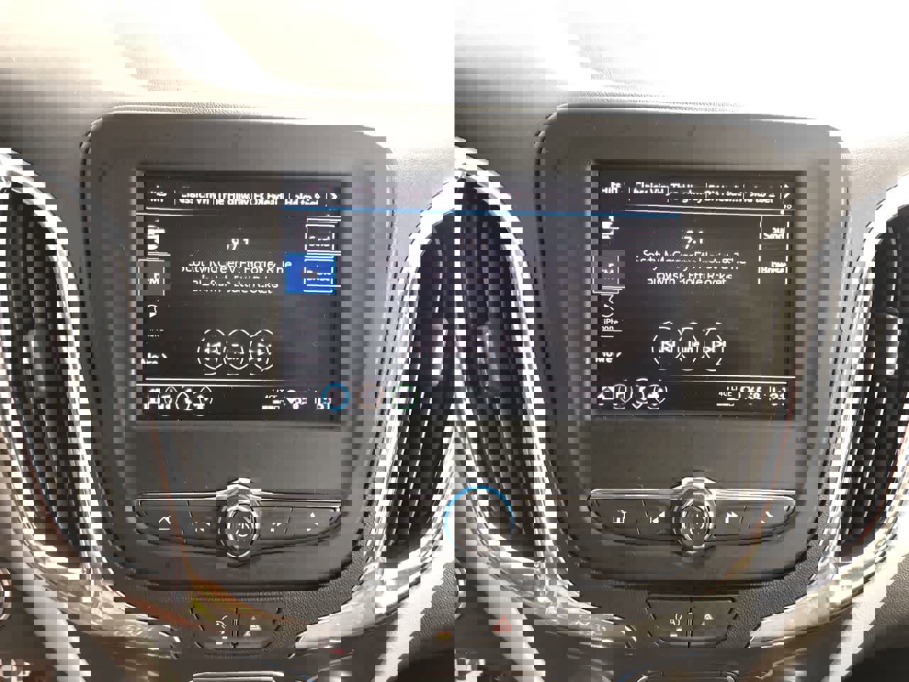 Used 2023 Chevrolet Equinox LT image 17