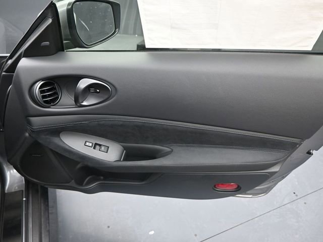 Used 2024 Nissan Z Performance w/ Floor Mat Package image 22