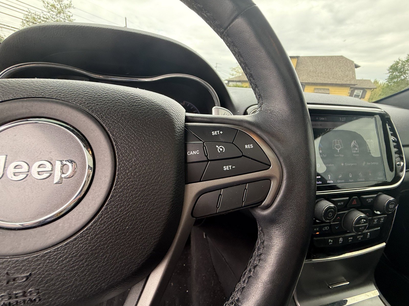 Used 2019 Jeep Grand Cherokee Limited X image 19