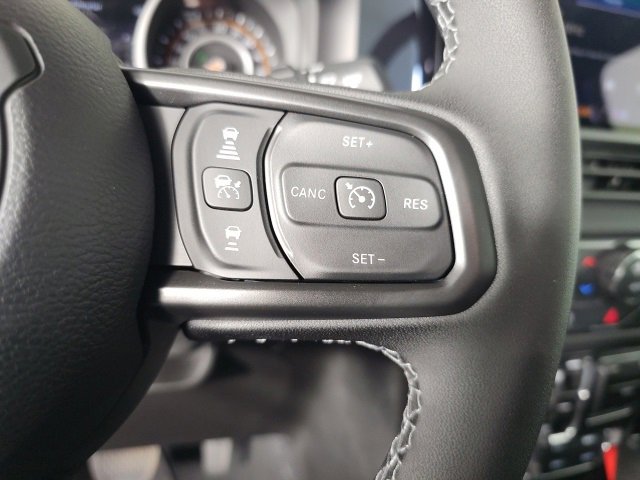 New 2026 Jeep Wrangler Unlimited Rubicon w/ Convenience Group image 15