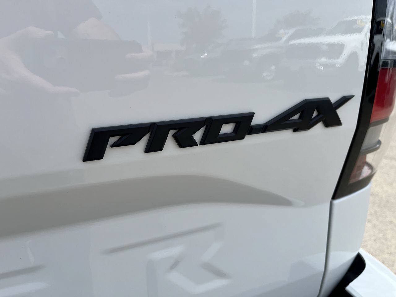Used 2024 Nissan Frontier PRO-4X w/ Pro Premium Package AWD/4WD image 30