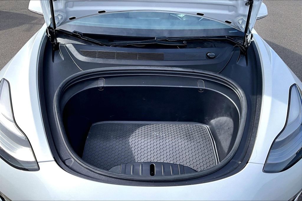 Used 2019 Tesla Model 3 Long Range image 10