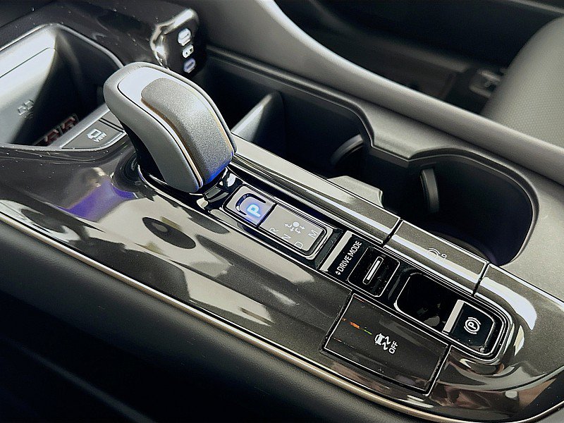 New 2026 Toyota Crown Platinum AWD/4WD image 20