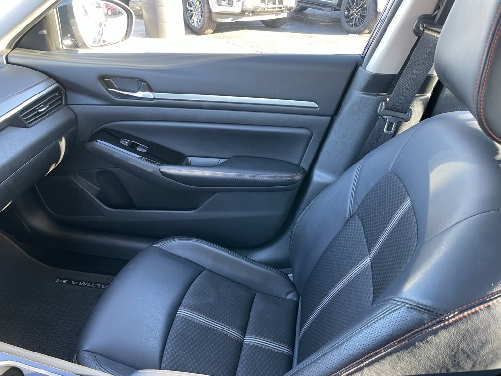 Used 2024 Nissan Altima 2.5 SR image 19