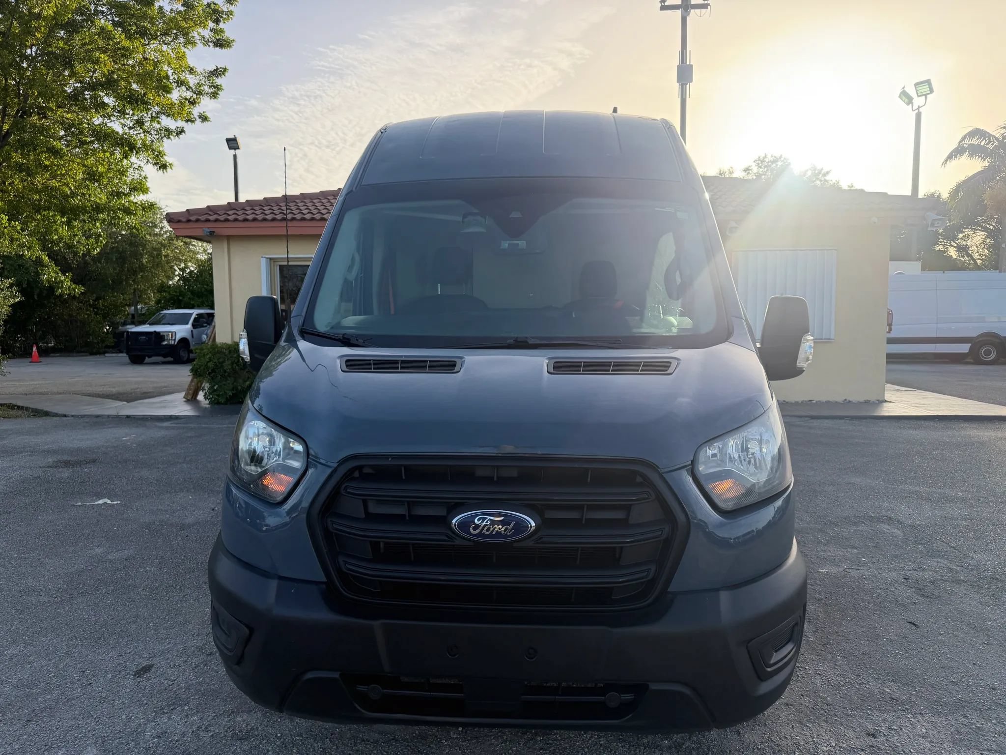 Used 2020 Ford Transit 250 148 High Roof Extended RWD image 10