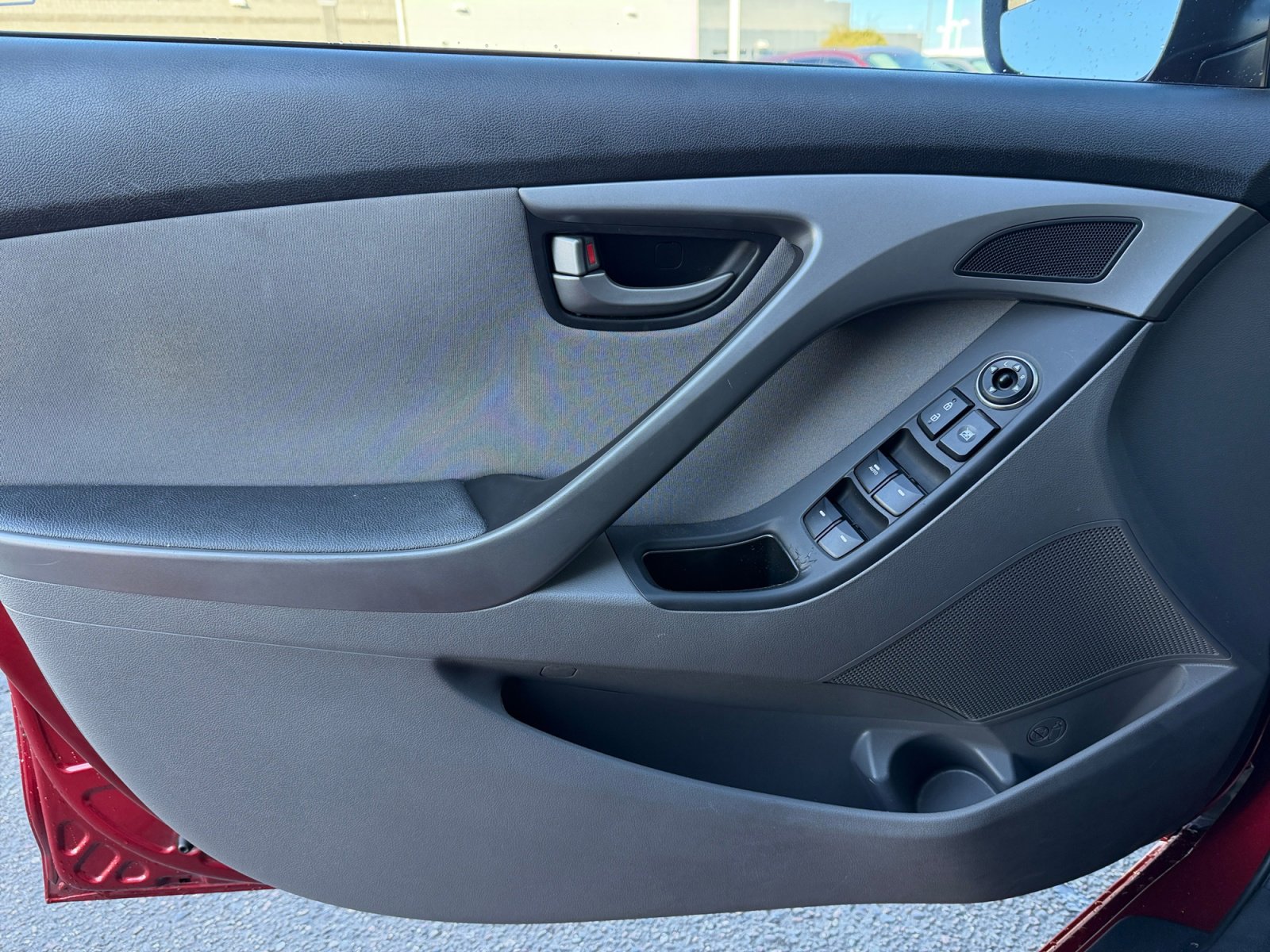 Used 2015 Hyundai Elantra SE w/ Option Group 02 image 13