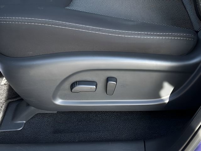 Used 2020 Nissan Pathfinder SV w/ Cargo Package image 20