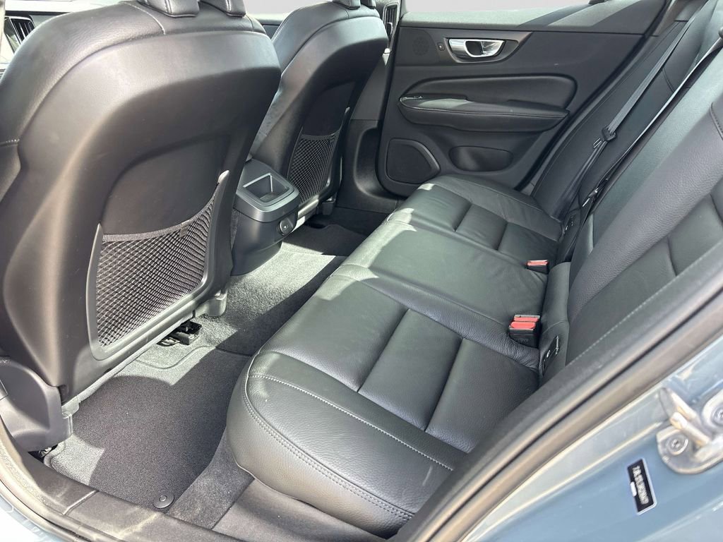 Used 2024 Volvo S60 B5 Plus image 8