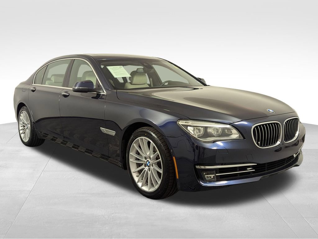 Used 2015 BMW 750Li RWD image 25